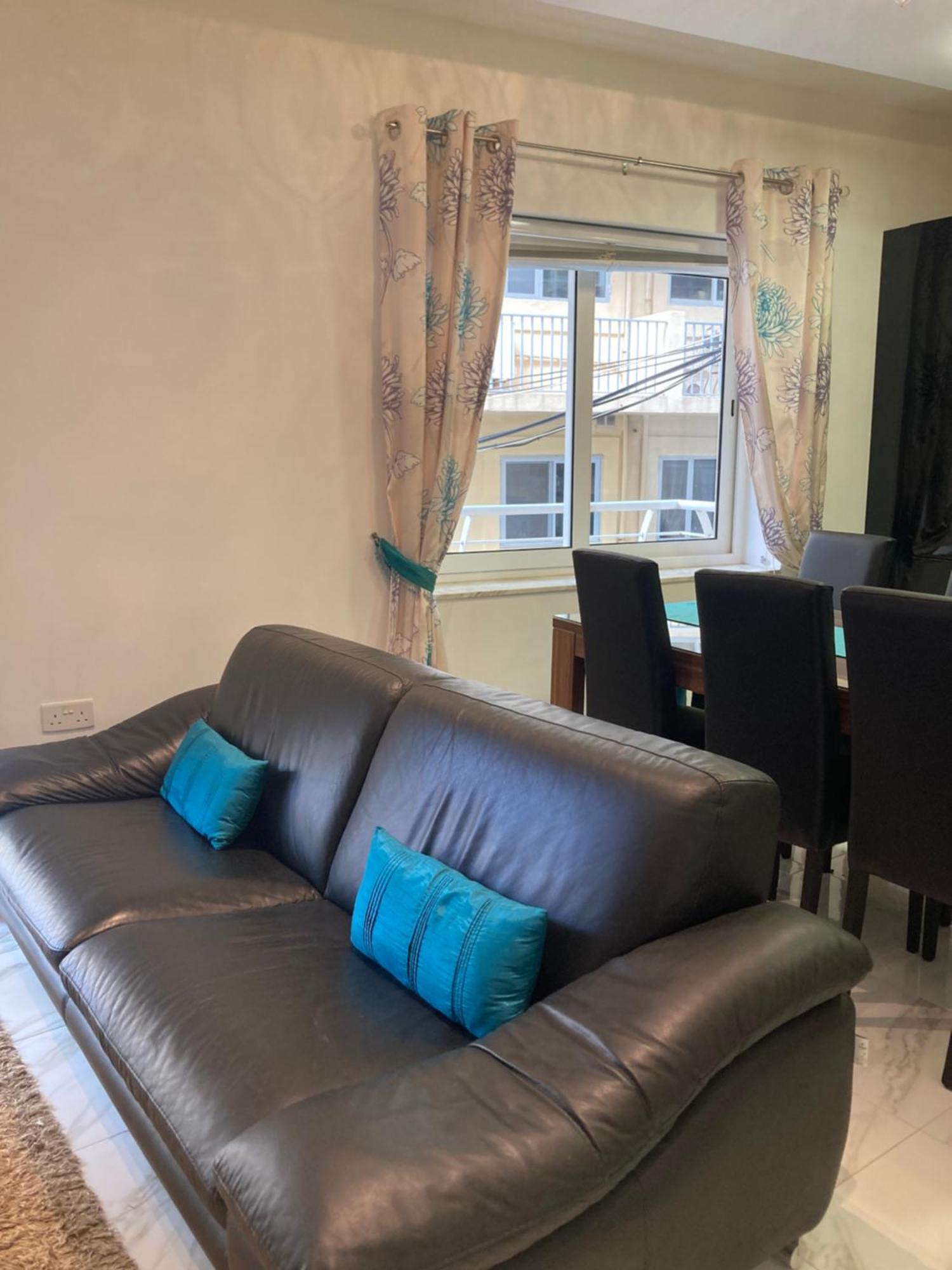 Side Seaview 3bedrooms Steps From Promenade And Ferry Sliema