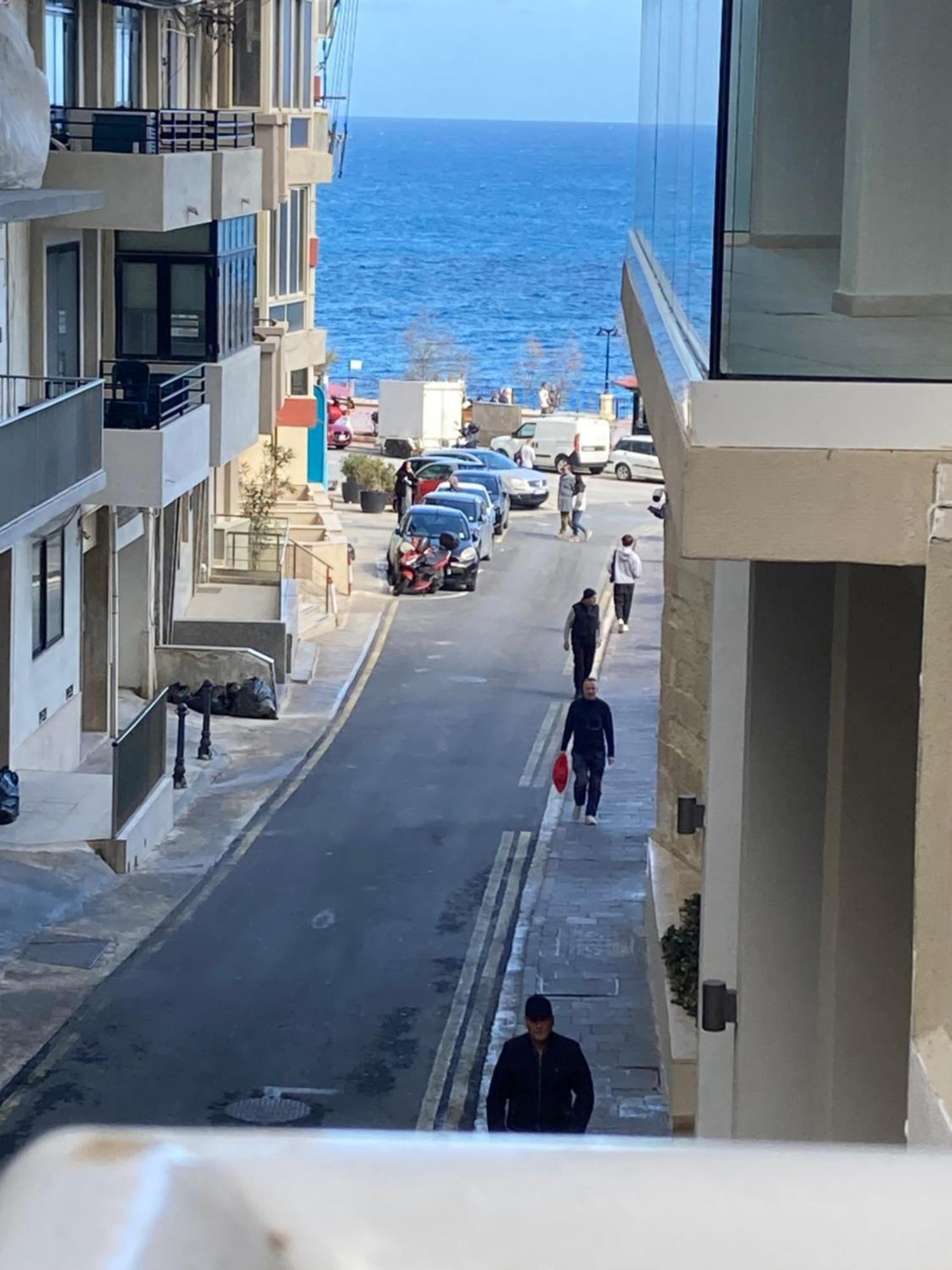 Apartment Side Seaview 3bedrooms Steps From Promenade And Ferry